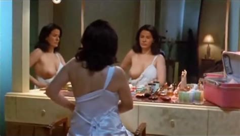 Naked Arcelia Ram Rez In El Brassier De Emma