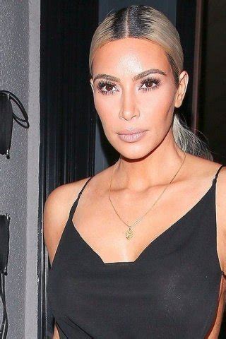 Kim Kardashian Goes Totally Naked