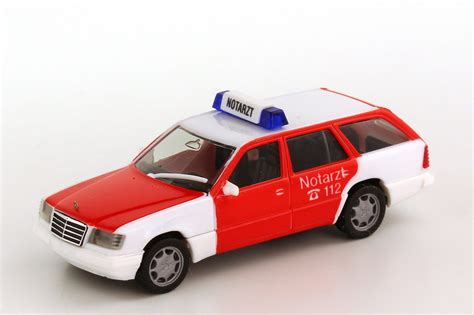 Mercedes Benz E Touring S Mopf Nef Feuerwehr Notarzt Herpa