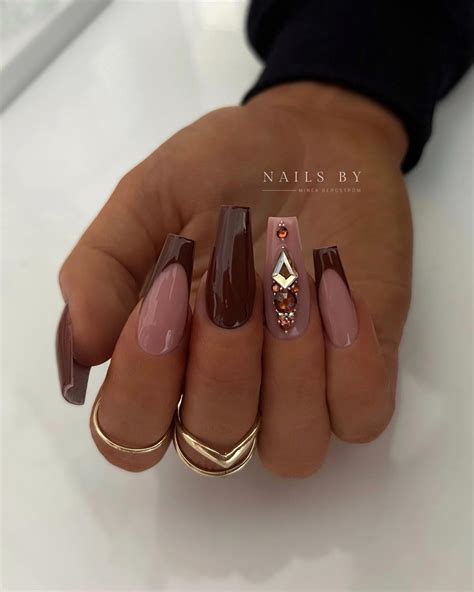 20 Latest Brown Chrome Nails Ideas To Try In 2024