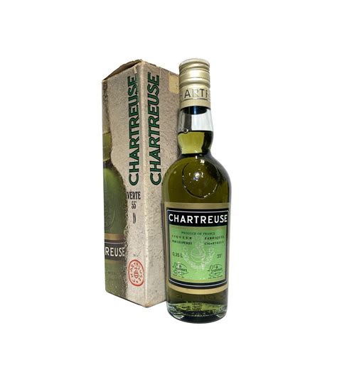 Chartreuse Verte en boîte d origine 1966 1982 Voiron 35 cl