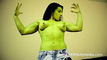Ella Hulk transformación con Alexis Rain XVIDEOS