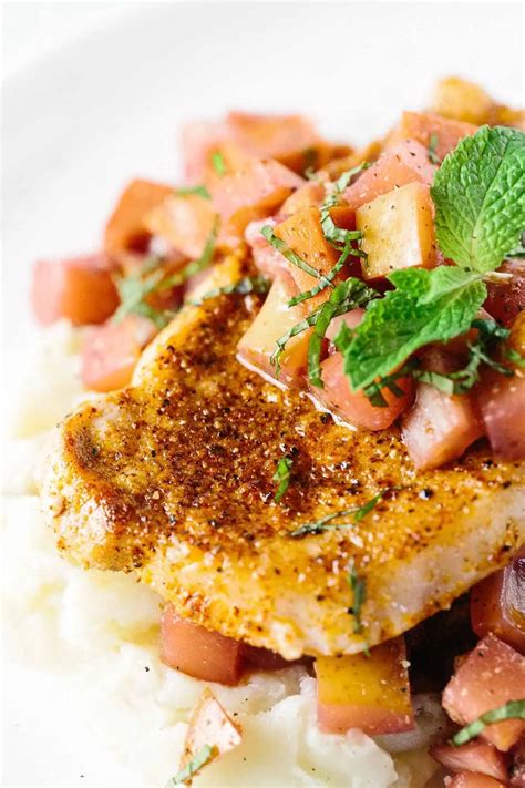 Pork Chops with Pear Maple Sauce - Recipelast