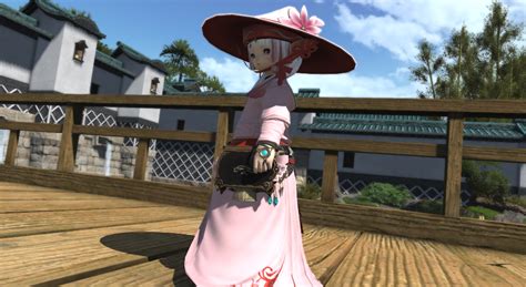 Pastel Pink Priest Eorzea Collection