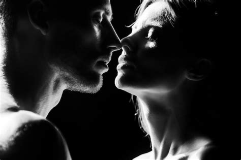 Premium Photo Romantic Night Date Close Up Face Of Sensual Portrait Of A Sexy Couple Embracing