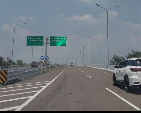 Hari Ini Tol Indralaya Prabumulih Mulai Berbayar Berikut Ini Harganya