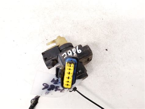 Used Electrical Selenoid Electromagnetic Solenoid Renault