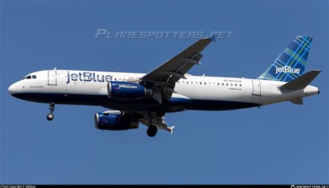 N558JB JetBlue Airways Airbus A320 232 Photo By OMGcat ID 1316108