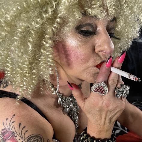 SHIRLEY MY SMOKING HOT WIFE Pics XHamster