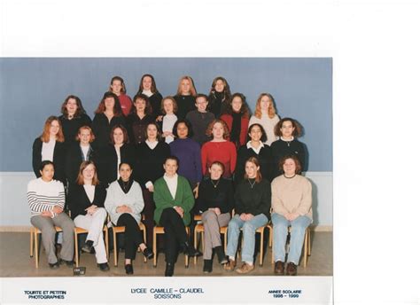 Photo de classe 1ère année Bac Pro Secrétariat de 1998 Lycée