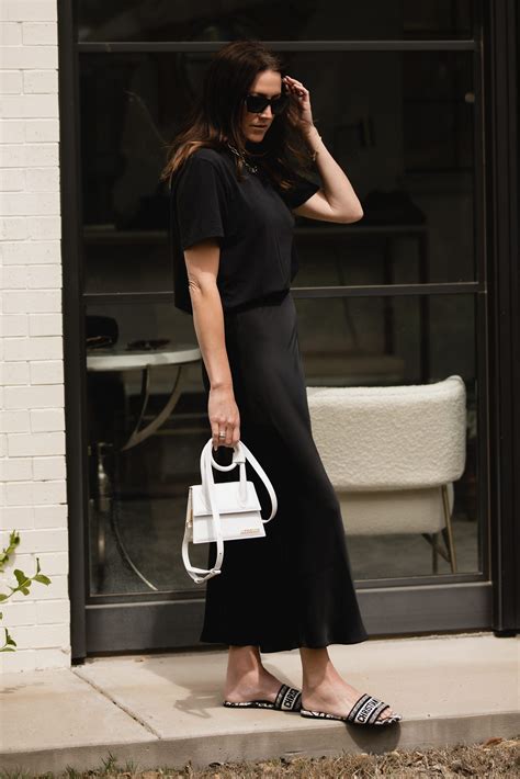 20 Monochrome Outfit Ideas for Spring and Summer