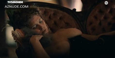 Sarah Jeanne Labrosse Nude Aznude