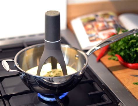 smart kitchen gadgets     cook faster gadget flow