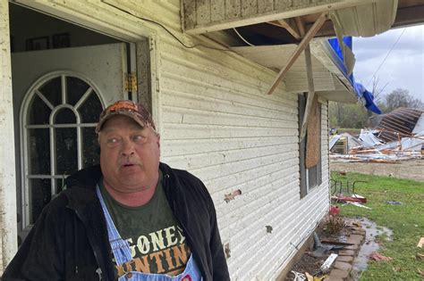 Missouri tornado: Storm kills multiple people, sows destruction | AP News