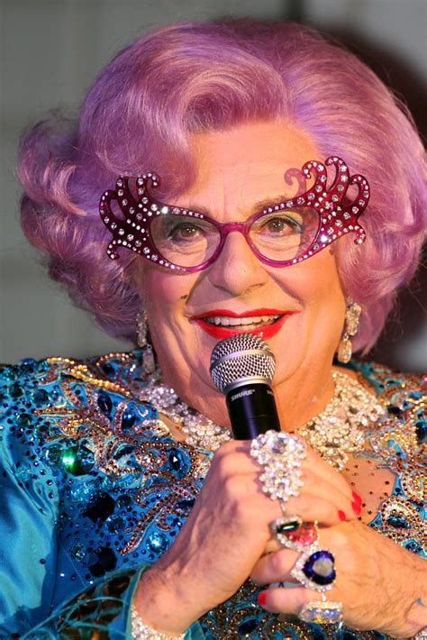 Dame Edna An Intimate Night With Dame Edna New Jenny Crai Flickr