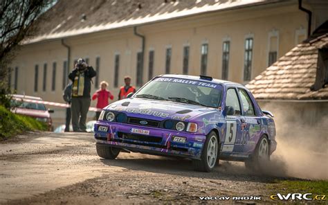 Érdi Tibor jun Kerék István Ford Sierra RS Cosworth 4x4 Historic