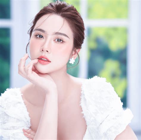 Tiểu sử diễn viên hot girl Huyền Lizzie GoLive GOLIVE VN