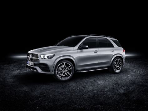 Mercedes unveils its redesign for the GLE - Acquire