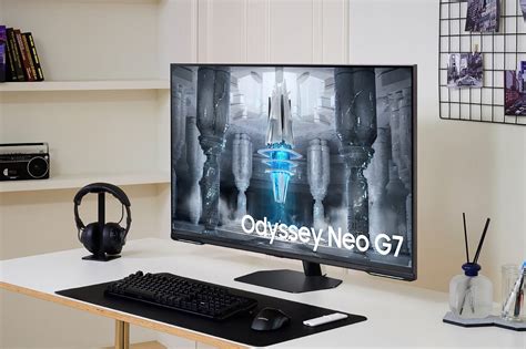 Samsung представила Odyssey Neo G7 (G70NC): 43-дюймовый игровой монитор ...