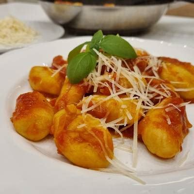 Gnocchi al pomodoro paradicsomos gnocchi Bérczi Róbert receptje