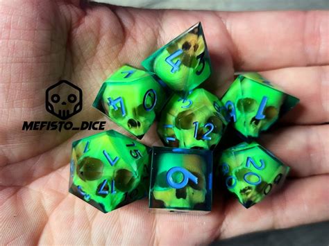 DND Dice Set / Dungeons and Dragons Dice Set / Resin Sharp Edged Dice ...