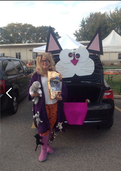 My Trick Or Trunk Theme For 2013 Halloween Costume Contest Theme