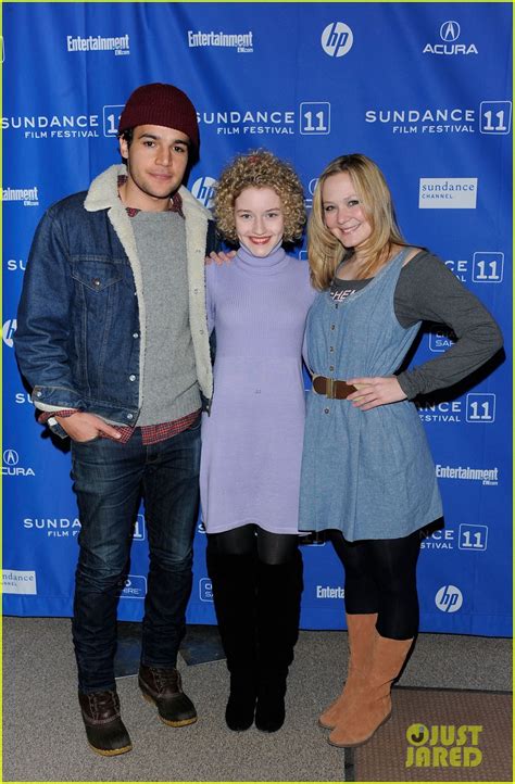 Julia Garner to Star in 'Wolf Man' Movie, Reuniting with Christopher ...