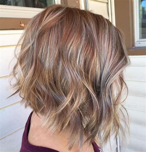 Caramel Bob With Gray Highlights ボブヘア 髪型画像 ヘアースタイル