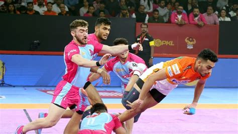 PKL Day 3 Highlights Bengal Warriors Defeat Bengaluru Bulls In Nail