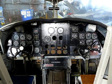 22GrummanC1ATraderCockpit