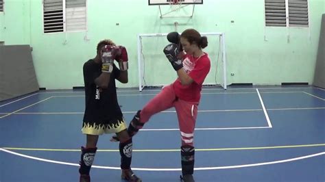 Molove Muay Thai Fight Tips Basic Combination Front Kick Teep