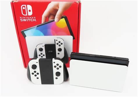 【やや傷や汚れあり】 【任天堂】nintendoswitchニンテンドースイッチ本体 有機elモデル Heg S Kaaaa ホワイトの落札