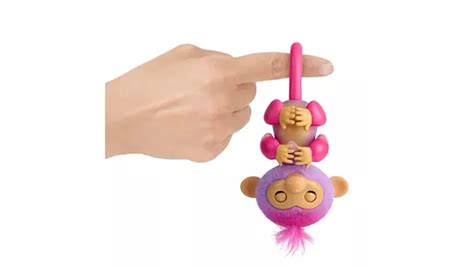 Macy S And Toys R Us Unveil Geoffrey S Hot Toy List The Toy Book