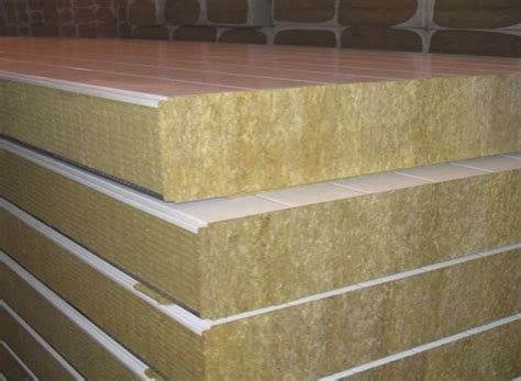 Стеновая сэндвич-панель под дерево 40 мм купить в Москве по цене от 2 ...