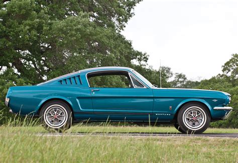 1965 Ford Mustang GT Fastback - price and specifications