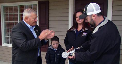 Severely Wounded Army Vet Given New Home Cbs News