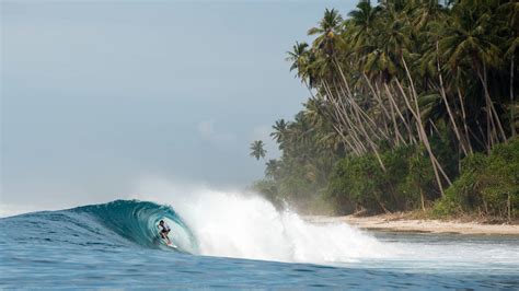 5 Indonesian Surf Destinations from Singapore » Indo Surf Crew