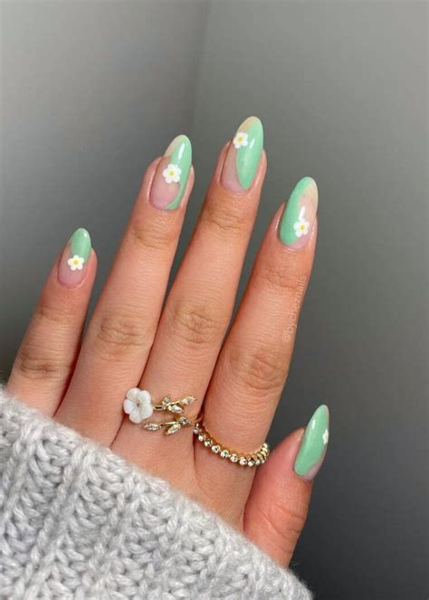 Mint Green Nail Designs To Copy For A Refreshing Season