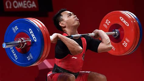 Lifter Indonesia Eko Yuli Irawan Raih Medali Perak