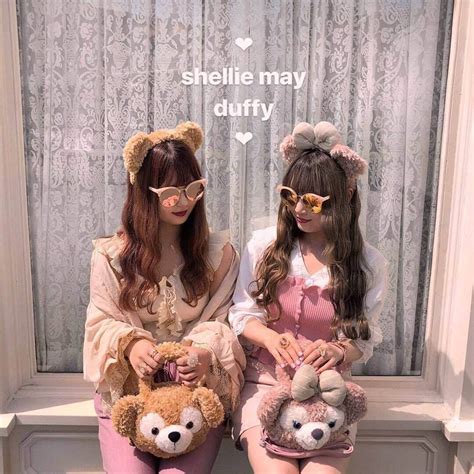 R I R Y リリー さんのインスタグラム写真 R I R Y リリー Instagram 「『 秋の ディズニーコーデ 🐭🍂 』 秋のディズニーコーデを集めてみました🍁 マスク