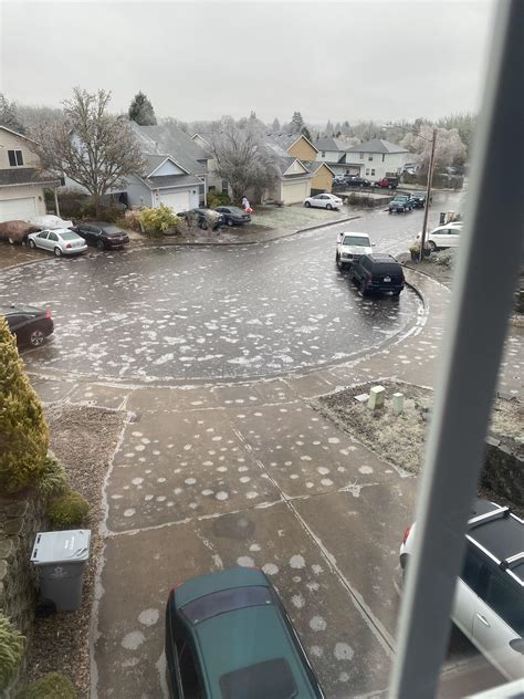 I guess I’m not traveling today : r/mildlyinfuriating