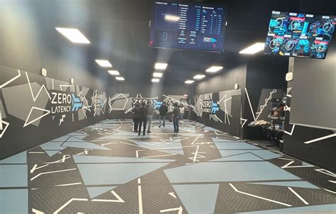 Zero Latency VR Arena Zero Latency VR Arena Axe Escape Event