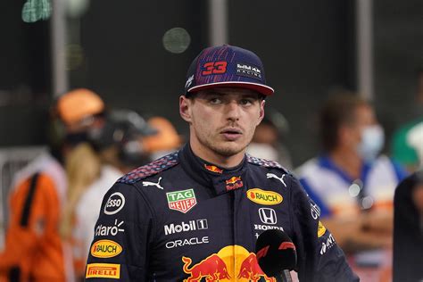 Formel 1 Max Verstappen überholt Hamilton Und Ist Weltmeister Mopo