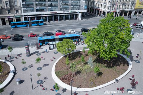 Blaha Lujza Tér Elkészül A Burkolat A Corvin Áruháznál Is Bkkhu