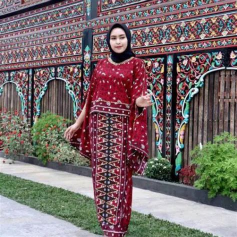 Kebaya Modern Soimah Batwing Setelan Atasan Model Kelelawar And Rok