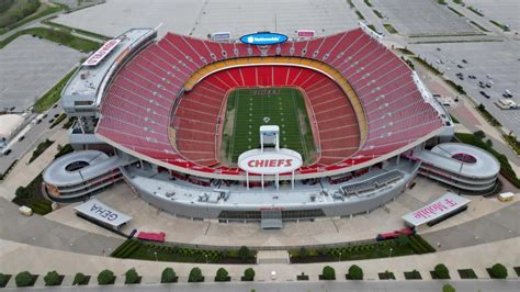 Kansas football to play 2024 conference home games in Arrowhead Stadium ...