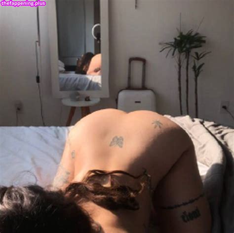 Aks Vage Marilia Helena Svgcontent Nude Onlyfans Photo The