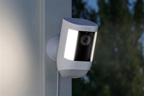 Ring Spotlight Cam Pro vs Ring Floodlight Cam Pro | Digital Trends