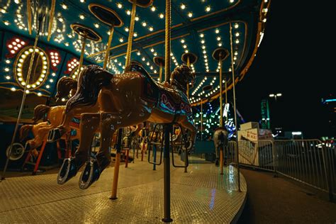 Illuminated Carousel at Night · Free Stock Photo