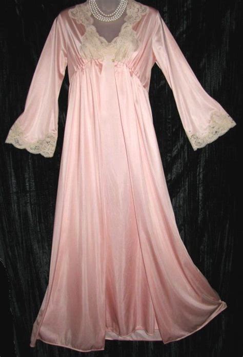 Pink Empire Peignoir Set Nylon Ecru Lace Night Dress Long Elegant